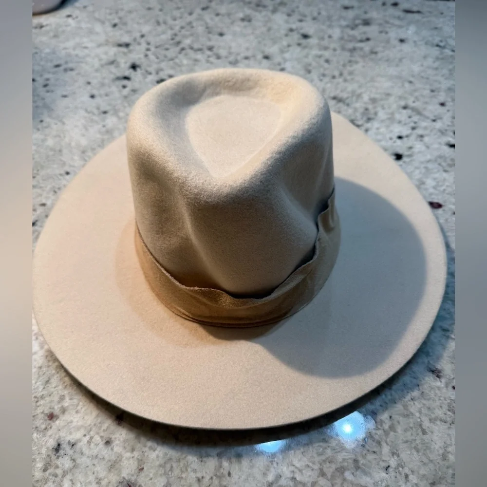 Wyeth Dylan Fedora Wool Felt Light Oatmeal Hat Size SM